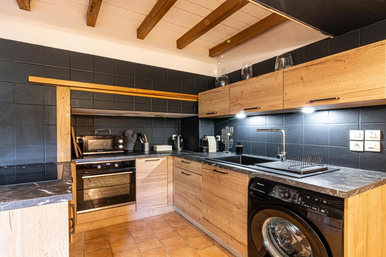 Superbe Appartement, Situe Au Coeur De La Ville. Auch Buitenkant foto